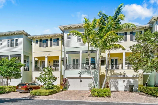 Latitude Delray Residence photo 2