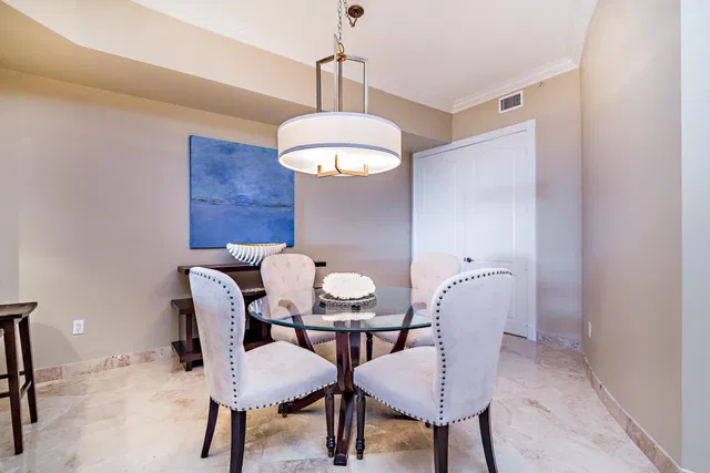 Esplanade Grande Unit 503 photo 8