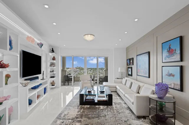 Esplanade Grande Unit 504, 201 S Narcissus Avenue, West Palm Beach, exterior