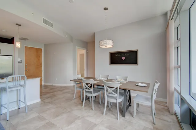 The Meridian Unit 204 photo 10