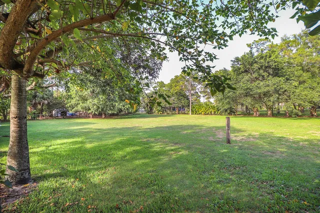  Residence photo 45