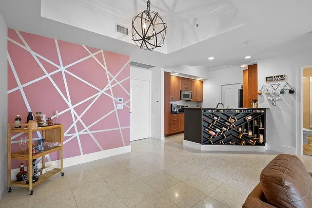 One City Plaza Unit 1418 photo 4