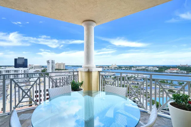 Esplanade Grande Unit 1204 photo 6
