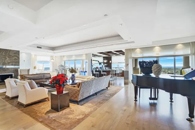 Esplanade Grande Unit 1204 photo 10