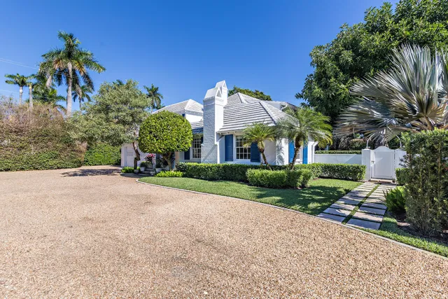 239 Emerald Lane