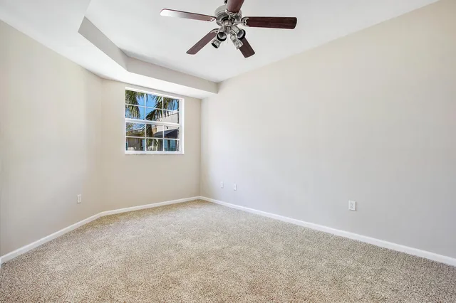 The Astor Unit 512 photo 17