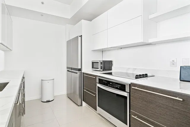 CityPlace South Tower Unit 1006 photo 4