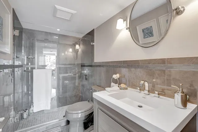  Unit 403 photo 67
