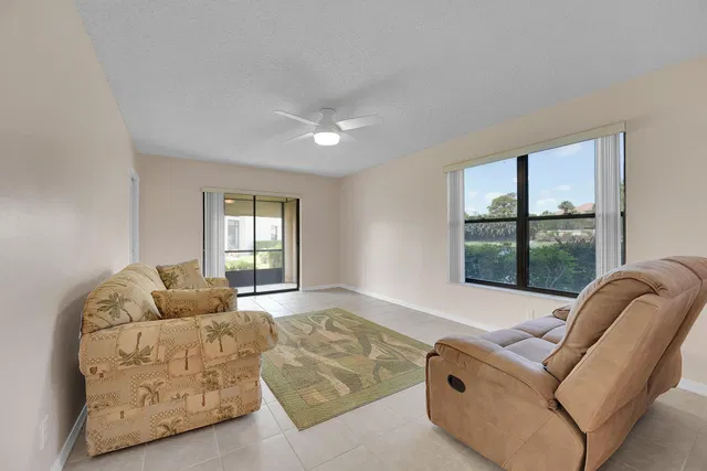  Unit 103 photo 12