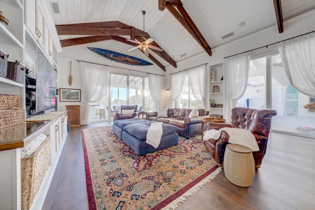 Pennock Point Residence photo 37