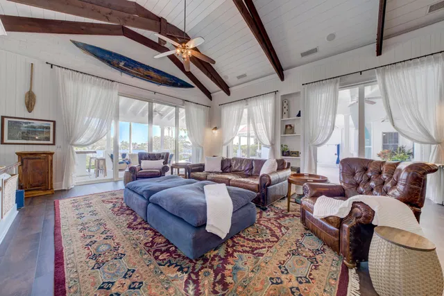 Pennock Point Residence photo 38