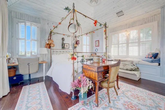 Pennock Point Residence photo 42