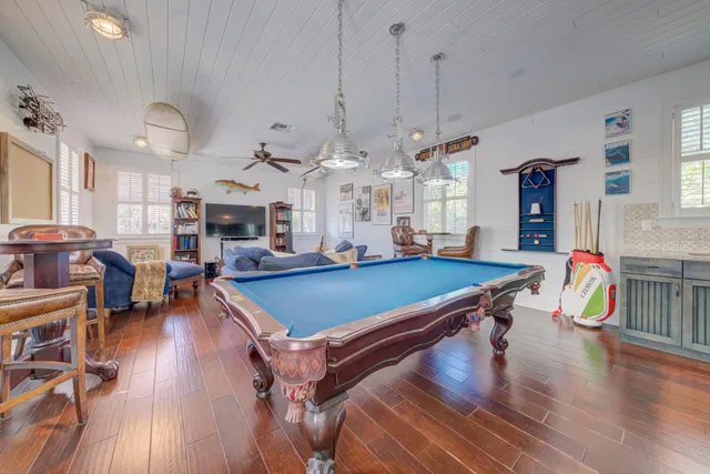 Pennock Point Residence photo 49