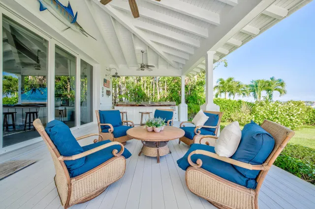 Pennock Point Residence photo 54