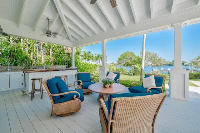 Pennock Point Residence photo 57