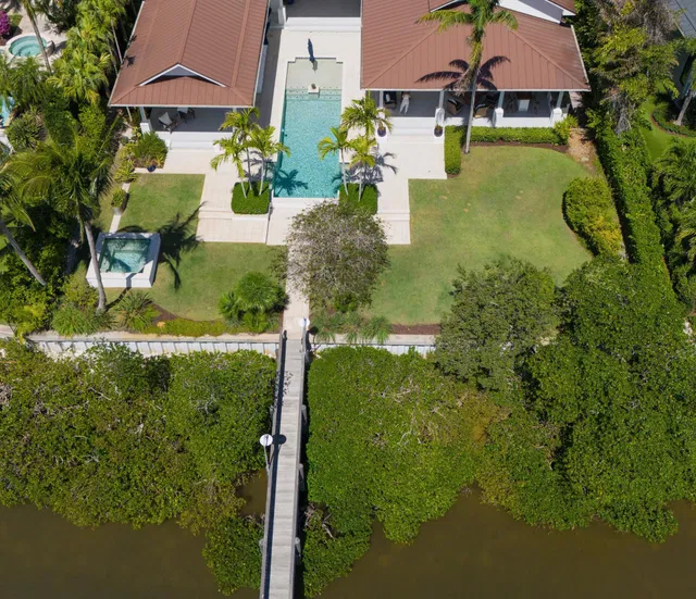 Pennock Point Residence photo 63
