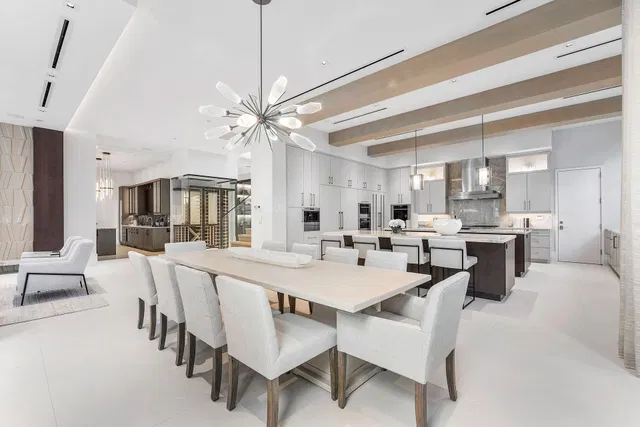 Royal Palm Yacht and Country Club Residence photo 15