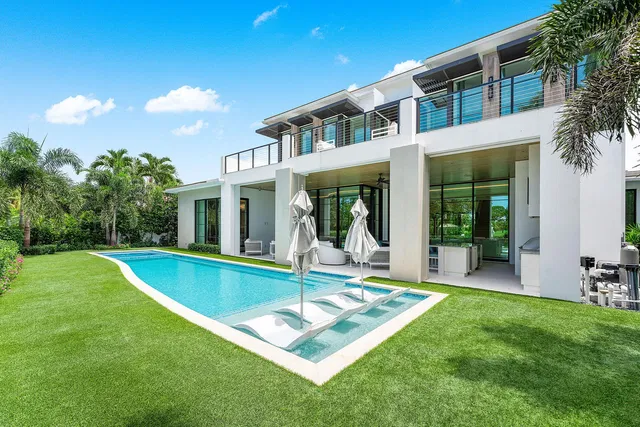 Royal Palm Yacht and Country Club Residence photo 27