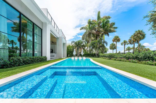 Royal Palm Yacht and Country Club Residence photo 28