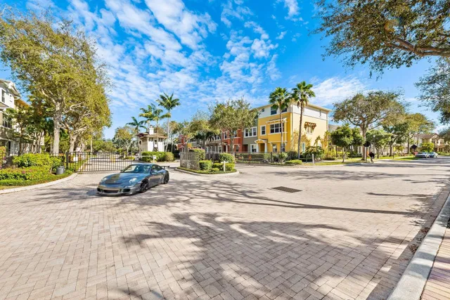 Cityside West Palm Beach Unit 3 photo 29