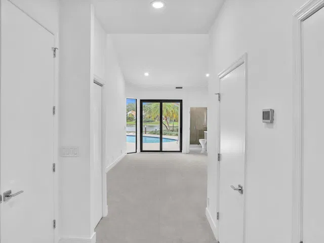 Frenchman's Creek Residence photo 20