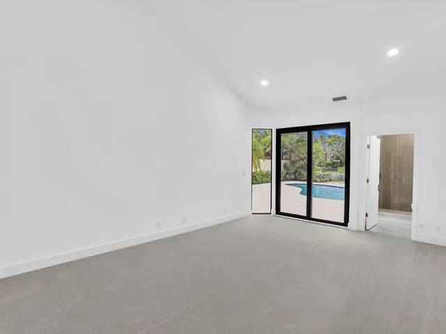 Frenchman's Creek Residence photo 21