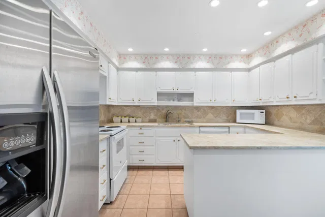 One Royal Palm Way Palm Beach Unit D2 photo 9