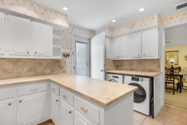 One Royal Palm Way Palm Beach Unit D2 photo 12