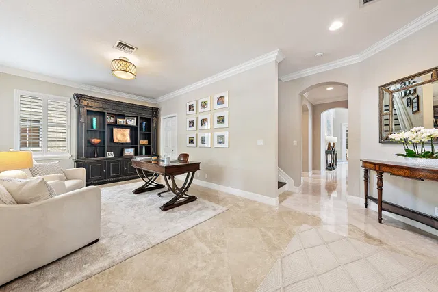 Canterbury Place Residence photo 9