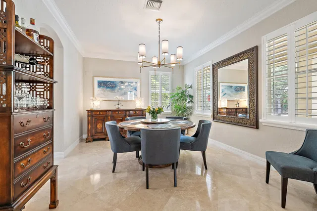 Canterbury Place Residence photo 11