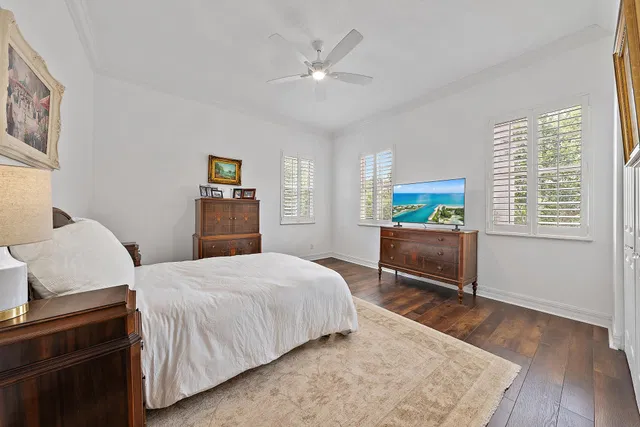 Canterbury Place Residence photo 29