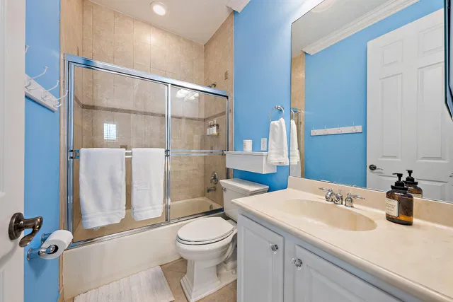 Canterbury Place Residence photo 31