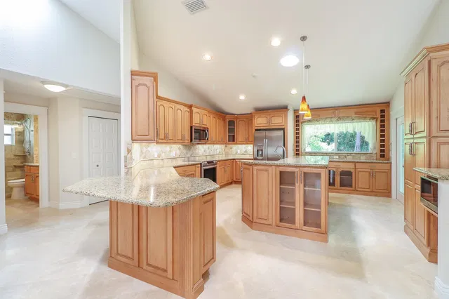Residence photo 11
