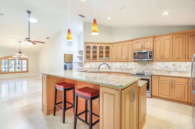 Residence photo 15