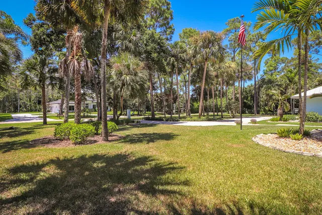 Residence photo 41