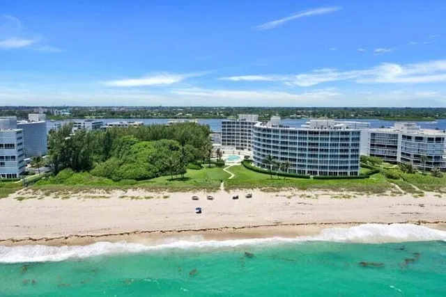 2774 S Ocean Boulevard #106