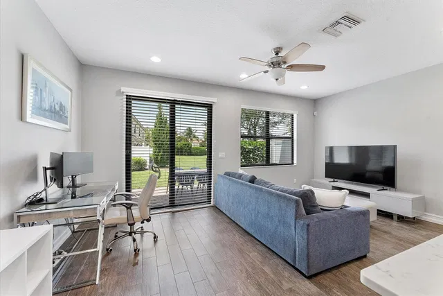 Enclave at Boca Dunes Unit 10219 photo 6