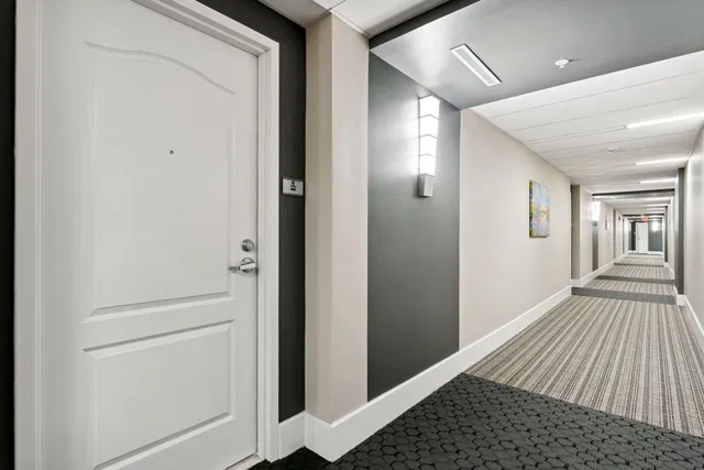 The Whitney Unit 414 photo 20