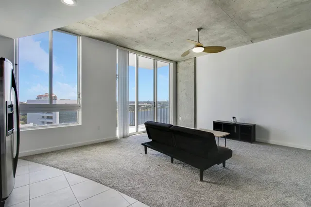 The Edge Unit 1116 photo 7