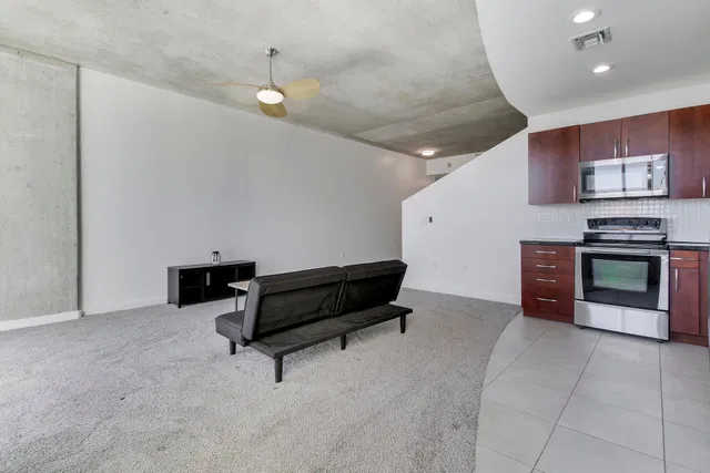 The Edge Unit 1116 photo 8