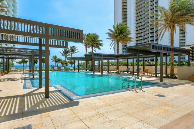 Amrit Ocean Resort & Residences Unit H-1610 photo 6