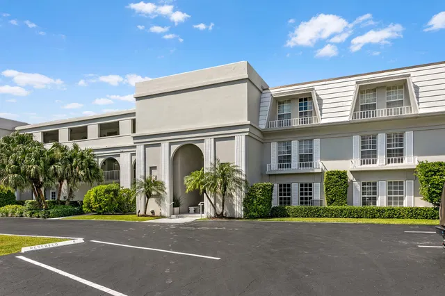 2180 Ibis Isle Road #9