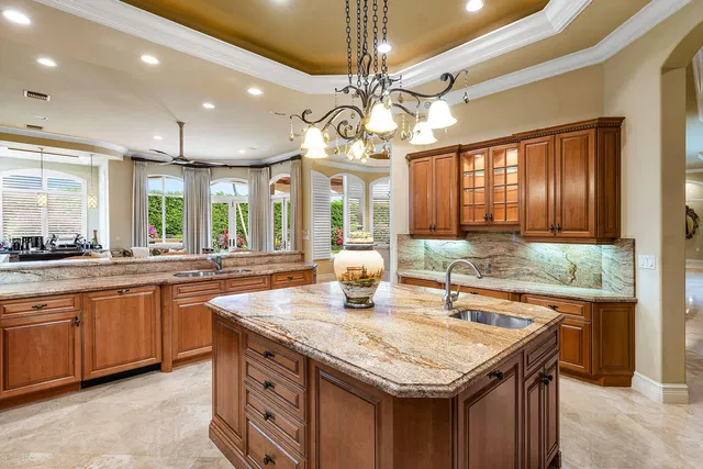 Royal Palm Yacht and Country Club Residence photo 15