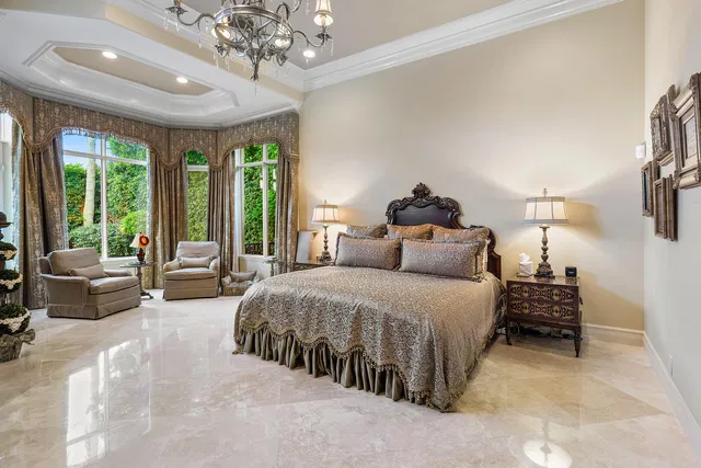 Royal Palm Yacht and Country Club Residence photo 27