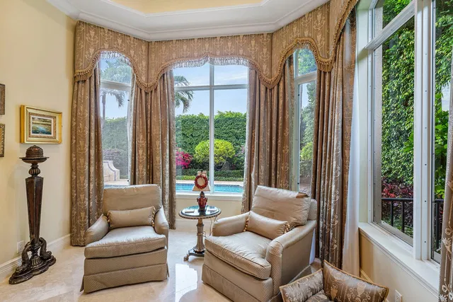 Royal Palm Yacht and Country Club Residence photo 28
