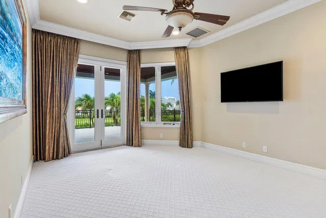 Royal Palm Yacht and Country Club Residence photo 44