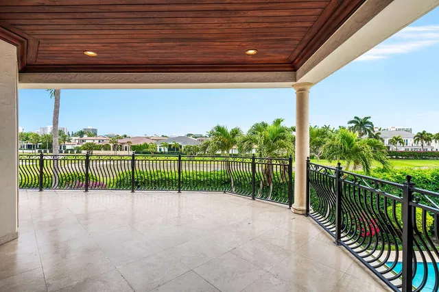 Royal Palm Yacht and Country Club Residence photo 45