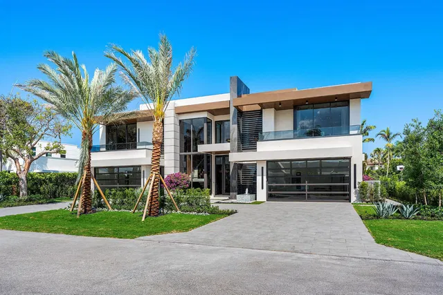 Royal Palm Yacht and Country Club Residence photo 7