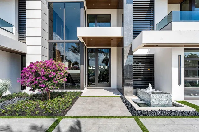 Royal Palm Yacht and Country Club Residence photo 8