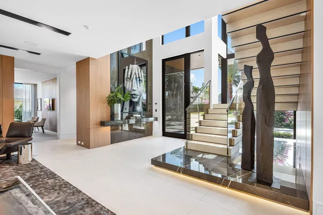 Royal Palm Yacht and Country Club Residence photo 9
